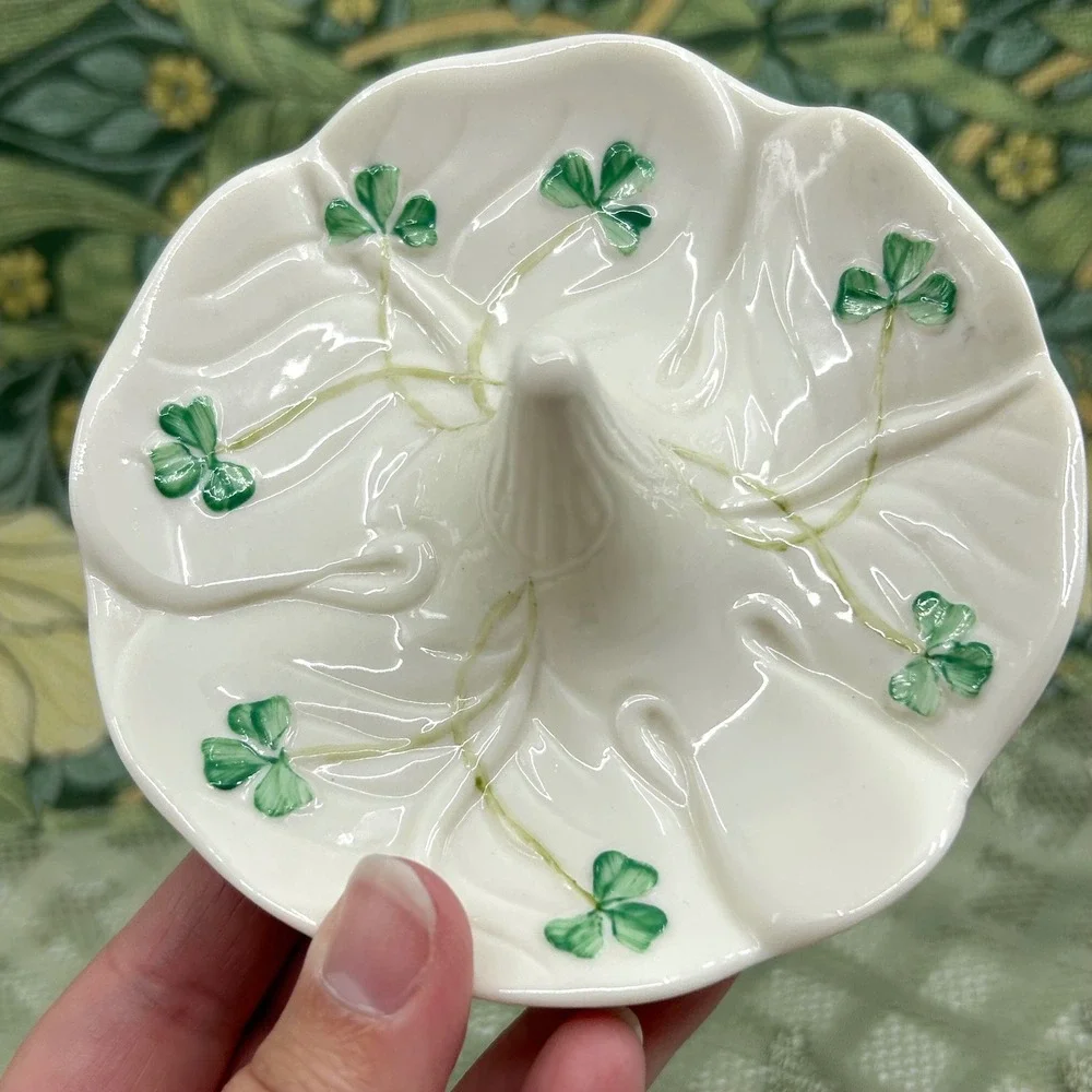 Belleek Ireland Porcelain Clover Ring Dish Green Creme Fine Porcelain Gift